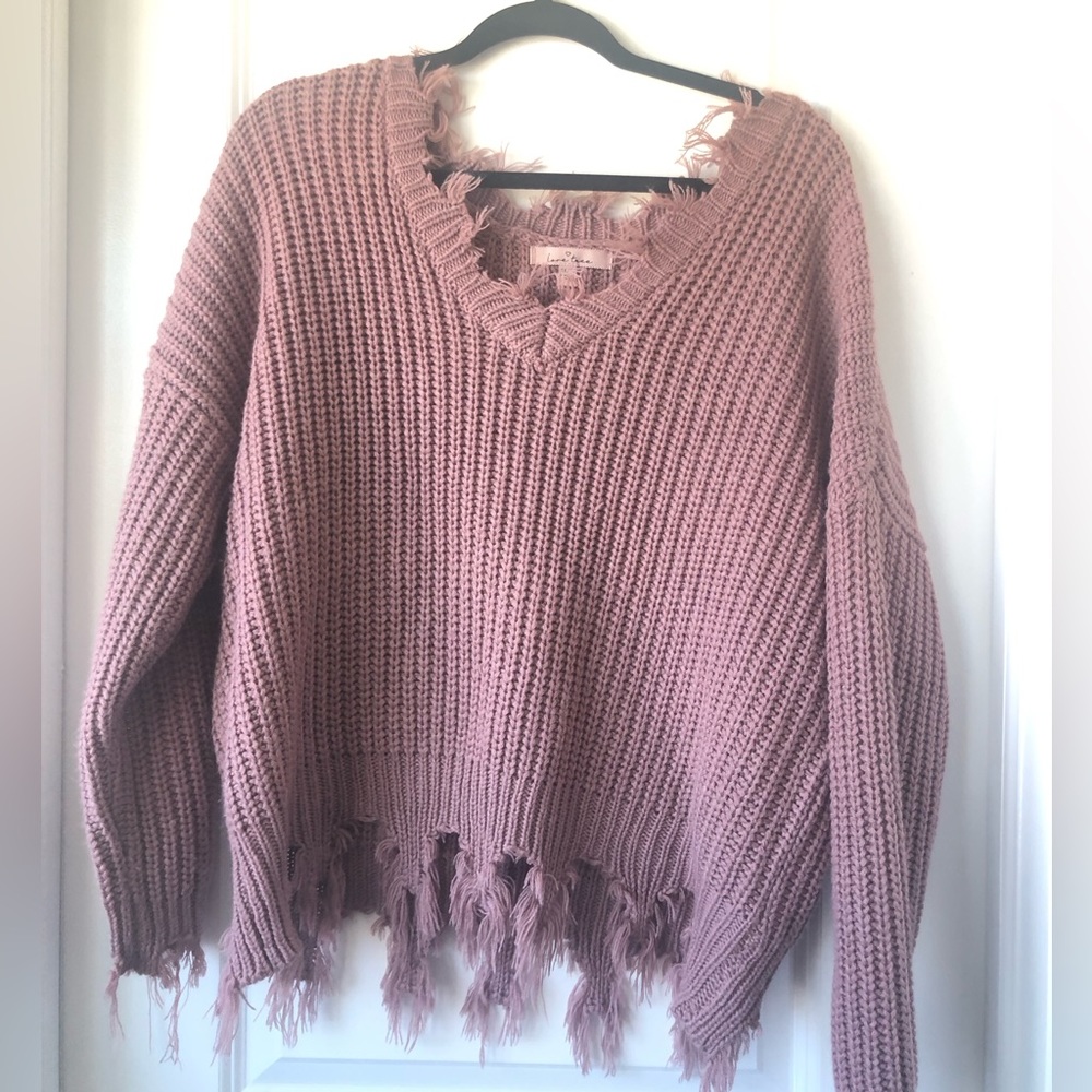 Love Tree womens v-Neck Chunky Knot Boho Sweater with Fringe